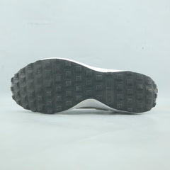 NIKE WAFFLE DEBUT
