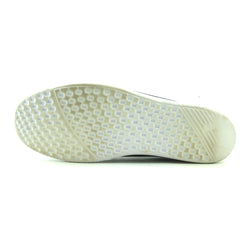 UNDER ARMOUR STREET ENCOUNTER