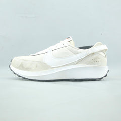 NIKE WAFFLE DEBUT