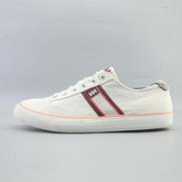 HELLY HANSEN .
