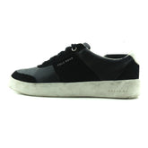 COLE HAAN .