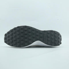 NIKE WAFFLE DEBUT