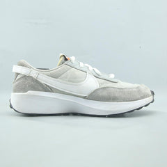 NIKE WAFFLE DEBUT