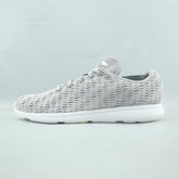 LI-NING .