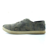 TOMS .
