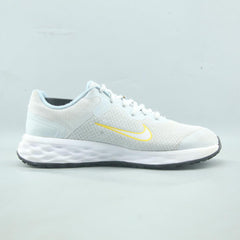 NIKE  REVOLUTION 6
