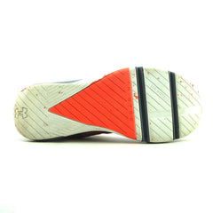 UNDER ARMOUR  TRIBASE REIGN 5