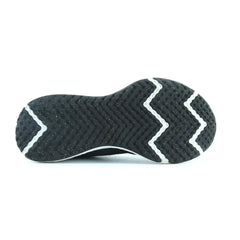 NIKE  REVOLUTION 6