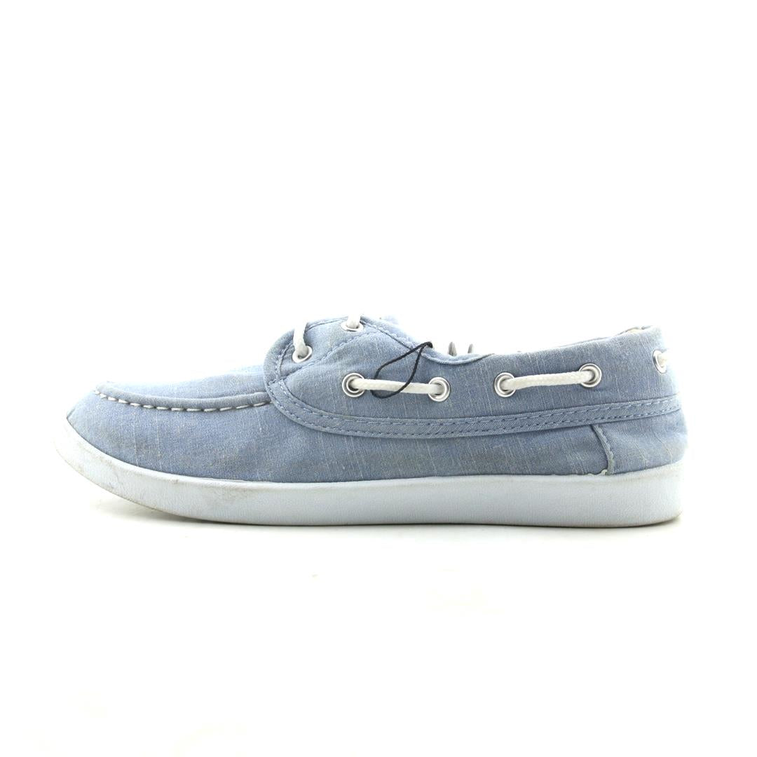 CANVAS CASUAL .