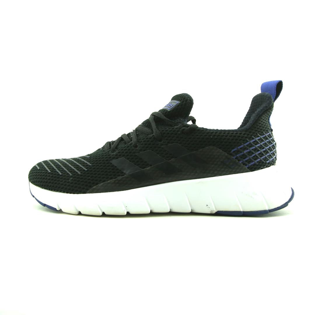 ADIDAS  ASWEEGO